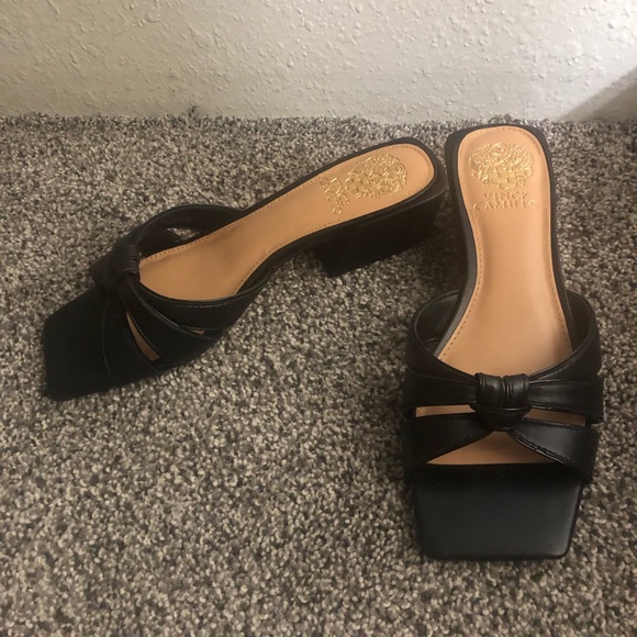 Vince Camuto Shoes - Vince Camuto Black Selaries